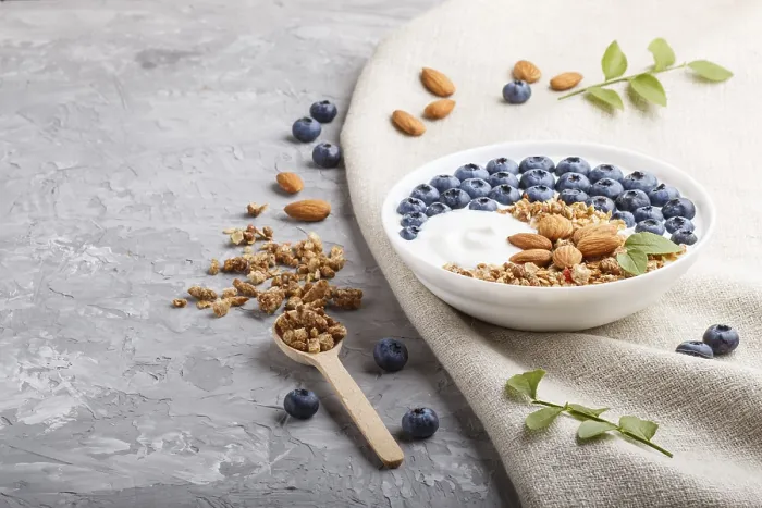 Gerahmter Druck : Joghurt mit Blaubeere Gerahmter Druck : Joghurt mit Blaubeere