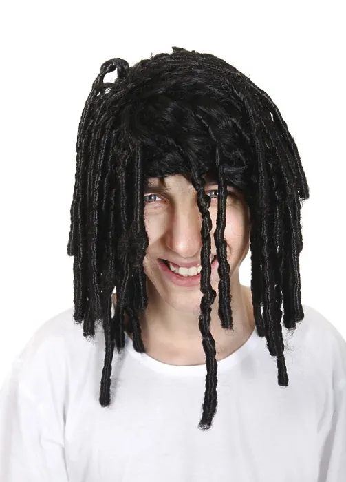Gerahmter Druck : Jüngerer Mann mit Dreadlocks-Pfropfen, isoliert auf weißem Hintergrund. Gerahmter Druck : Jüngerer Mann mit Dreadlocks-Pfropfen, isoliert auf weißem Hintergrund.