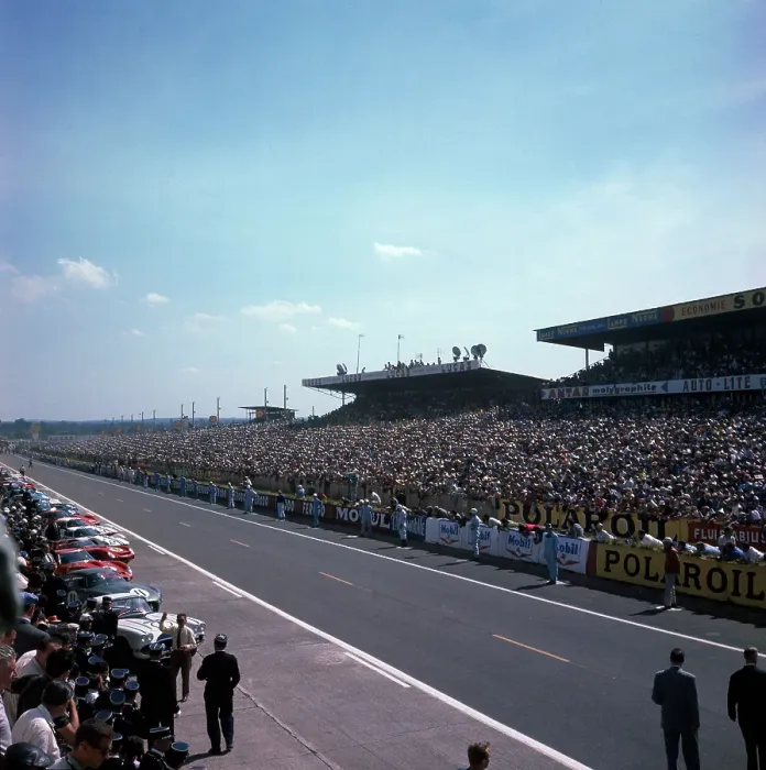Gerahmter Druck : 24-Stunden-Rennen von Le Mans Gerahmter Druck : 24-Stunden-Rennen von Le Mans