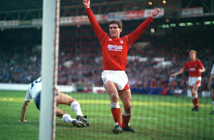Gerahmter Druck : Nottingham Forest gegen Tottenham Gerahmter Druck : Nottingham Forest gegen Tottenham
