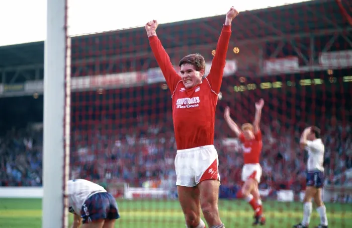 Gerahmter Druck : Nottingham Forest gegen Tottenham Gerahmter Druck : Nottingham Forest gegen Tottenham