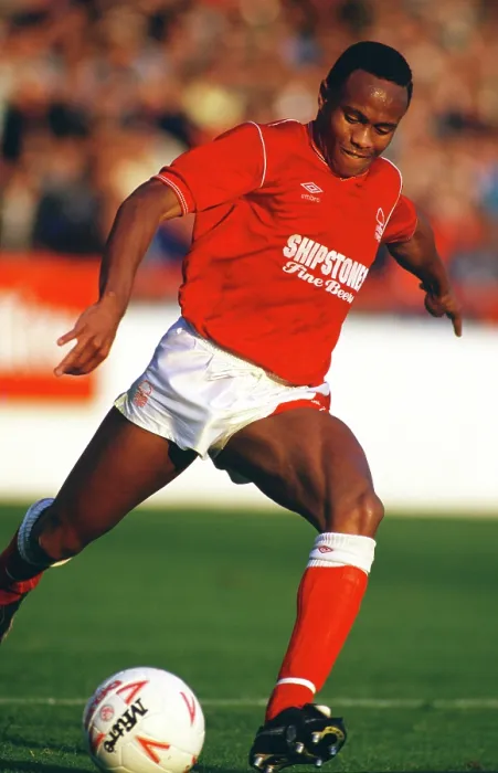Gerahmter Druck : Nottingham Forest gegen Tottenham Gerahmter Druck : Nottingham Forest gegen Tottenham