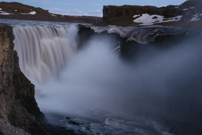 Gerahmter Druck : Dettifoss-Wasserfall; Wasserfall bei Dettifoss Gerahmter Druck : Dettifoss-Wasserfall; Wasserfall bei Dettifoss