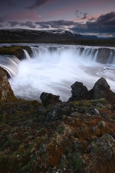 Gerahmter Druck : Godafoss. Gottsfoss-Wasserfälle Gerahmter Druck : Godafoss. Gottsfoss-Wasserfälle