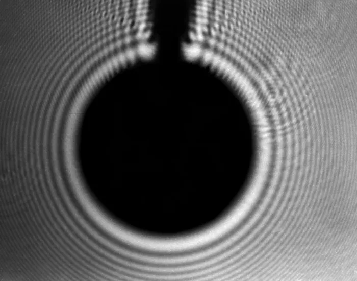 Gerahmter Druck : Fresnel-Beugung Gerahmter Druck : Fresnel-Beugung