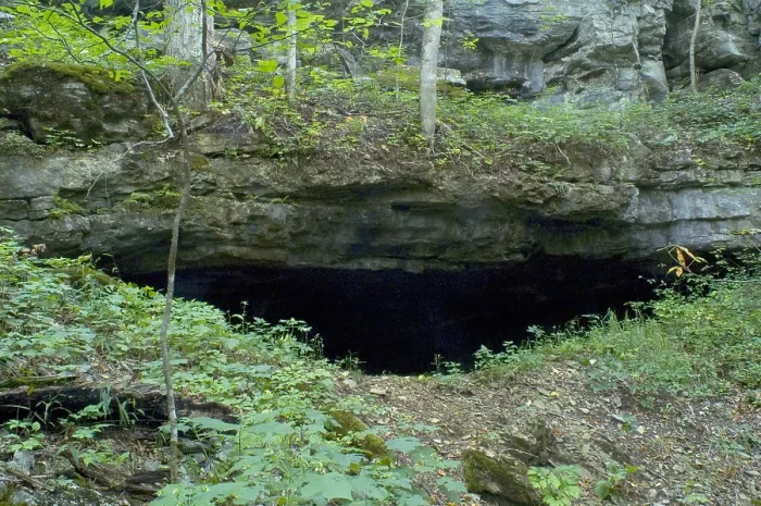 Gerahmter Druck : General Davis Cave