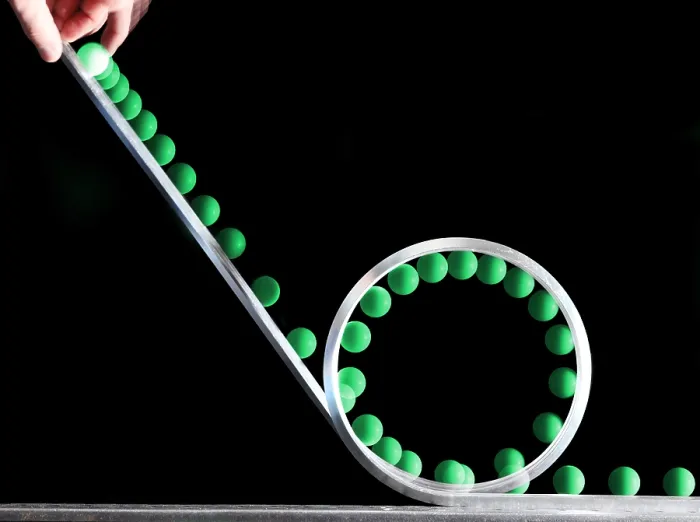 Gerahmter Druck : Loop The Loop Gerahmter Druck : Loop The Loop