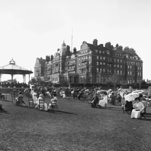 Drucke von Städte in England – Straßen, Skylines und das Leben in der Stadt: Folkestone