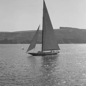 J Class Yacht Endeavour Print, 1934 Cowes J Class Yacht Endeavour Print, 1934 Cowes