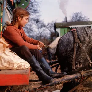 Gipsy Girl Plaiting Horse Tail Print, Surrey Encampment Gipsy Girl Plaiting Horse Tail Print, Surrey Encampment