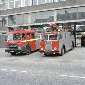 La LFDCA - LFB vecchia pompa di fuoco a stazione dei pompieri di Clapham La LFDCA - LFB vecchia pompa di fuoco a stazione dei pompieri di Clapham
