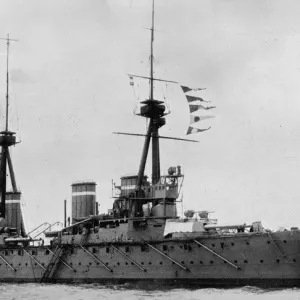 HMS Invincible Print: Battle of the Falklands, 1915