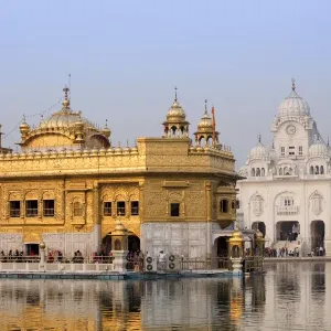 El Templo de la Harmonía (El Sagrado Gurdwara) en Amritsar El Templo de la Harmonía (El Sagrado Gurdwara) en Amritsar