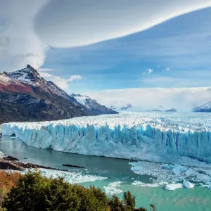 Perito Moreno Glacier Print, Elevated View Perito Moreno Glacier Print, Elevated View