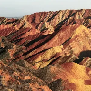 Regenbogenberge von Danxia am Sonnenuntergang in Gansu, China, Asien Regenbogenberge von Danxia am Sonnenuntergang in Gansu, China, Asien