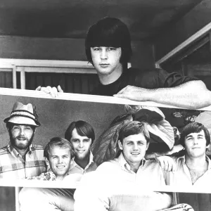 Brian Wilson Holds a Mirror with the Beach Boys Brian Wilson Holds a Mirror with the Beach Boys