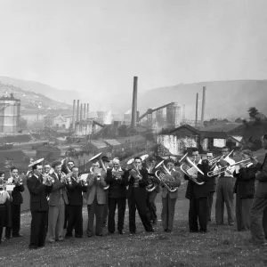 Fine Art Storehouse Print: Ebbw Vale Band, 16th August 1952 Fine Art Storehouse Print: Ebbw Vale Band, 16th August 1952