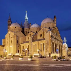 Basilica di Sant'Antonio da Padova Basilica di Sant'Antonio da Padova