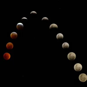 Eclipse lunar total, primera mitad. Eclipse lunar total, primera mitad.