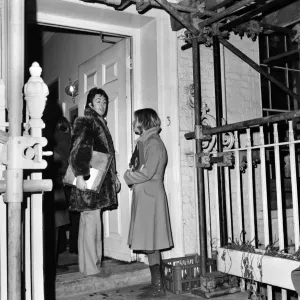 Paul and Linda McCartney Leaving Apple Studios Print, 1972 Paul and Linda McCartney Leaving Apple Studios Print, 1972
