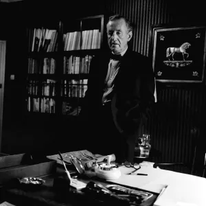 Ian Fleming Autor el creador de James Bond 1963 Ian Fleming Autor el creador de James Bond 1963