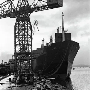 La construcción naval en Smiths Dock. Middlesbrough, North Yorkshire. 1972 La construcción naval en Smiths Dock. Middlesbrough, North Yorkshire. 1972