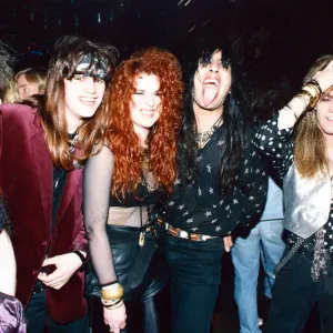 Jóvenes en el club Cathouse, Glasgow. 31 de mayo de 1992. Jóvenes en el club Cathouse, Glasgow. 31 de mayo de 1992.