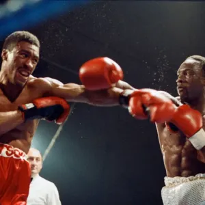 Michael Watson contre Nigel Benn pour le titre poids mi-lourd du Commonwealth britannique. Michael Watson contre Nigel Benn pour le titre poids mi-lourd du Commonwealth britannique.