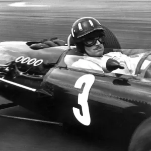 Graham Hill con Brabham nel maggio 1965.
