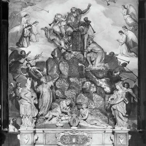 Moses receiving the Ten Commandments on Mount Sinai, high altar of the church of San Mois in Venice, drawn by Alessandro Tremignon and sculpted by Heinrich Meyring Moses receiving the Ten Commandments on Mount Sinai, high altar of the church of San Mois in Venice, drawn by Alessandro Tremignon and sculpted by Heinrich Meyring