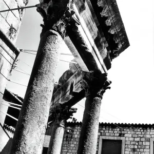 Colonnade, Split Colonnade, Split