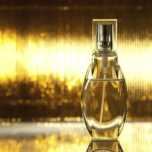 Una botella de perfume sobre un fondo dorado abstracto.
