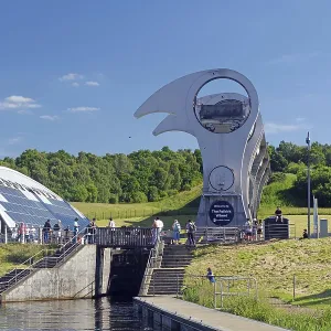 La Noria de Falkirk, una estructura arquitectónica moderna. La Noria de Falkirk, una estructura arquitectónica moderna.