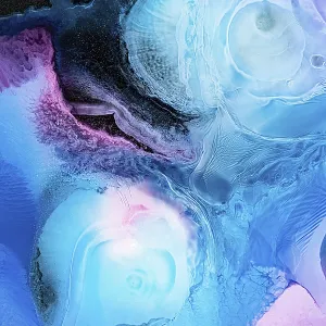 Ein atemberaubendes abstraktes Komposition, das galaktische Muster von blauen und violett schattierten Farben zeigt. Ein atemberaubendes abstraktes Komposition, das galaktische Muster von blauen und violett schattierten Farben zeigt.