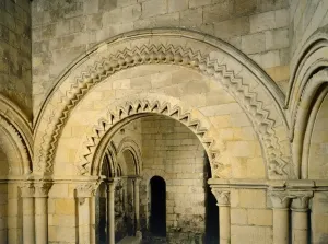 Normannische Architektur – Burgen, Kirchen und Gebäude: Doverer Festung 770618