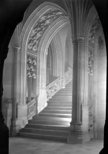 Entdecken Sie England – berühmte Sehenswürdigkeiten und Ausflugsziele: Die John Rylands-Bibliothek in Manchester
