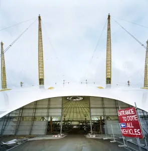 Millennium-Projekte – Moderne Architektur und Wahrzeichen: Bauzeug Zugang JLP01 11 63405 06