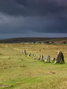 Entdecken Sie Südwestengland: Küste, Landschaft und Reisen: Prähistorische Siedlung Merrivale N071133
