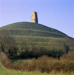 Entdecken Sie Südwestengland: Küste, Landschaft und Reisen: Turm von St Michel, Glastonbury-Tor K020564