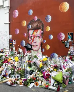Verwandte Bilder Drucke: Bowie-Mural in Brixton DP177779