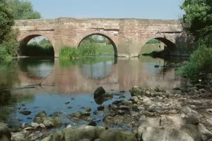 Brücken – Flussüberquerungen und Ingenieurbauwerke: Huninghambrücke