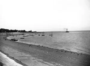 South West England Landmarks Drucke: Exmouth Beach, Devon, July 1923