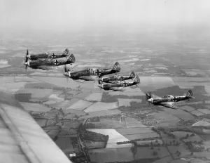 Spitfire Drucke: Spitfire wurden gemalt, um die Maschinen des Typs Bf 109 darzustellen
