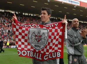 Bristol City Team Photo Drucke: Adriano Basso