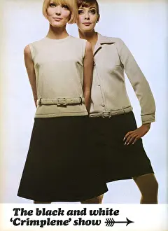 Fashions der 1960er Jahre mit Crimpelstoffen
