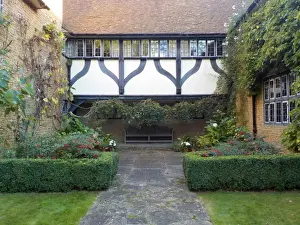 Tudor House Drucke: 3 Date