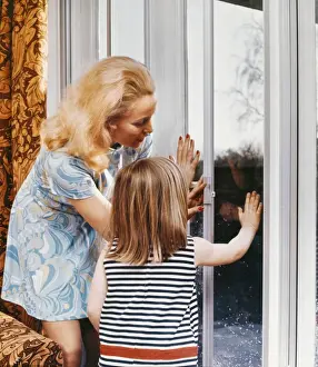 Mother Daughter Duo Drucke: Admiring the new windows