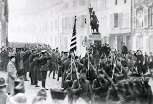 American Troops Ww1 Drucke: American troops marching through Neufchatel, WW1