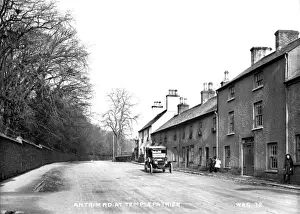 Northern Ireland Motor Cars Drucke: Antrim Road at Templepatrick