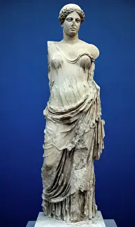 Aphrodite heißt auch Hera Borghese und befindet sich auf dem Monte Calvo aus dem 2. Jahrhundert